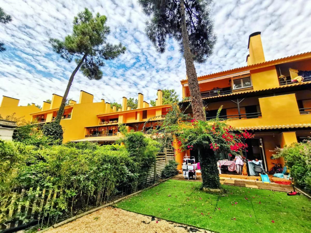 Dolphin Aroeira Beach Villa Charneca de Caparica Exterior foto
